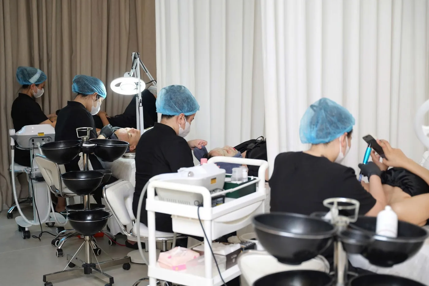 Khu vực chăm sóc da tại phòng khám da liễu Kim DMP Hải Phòng